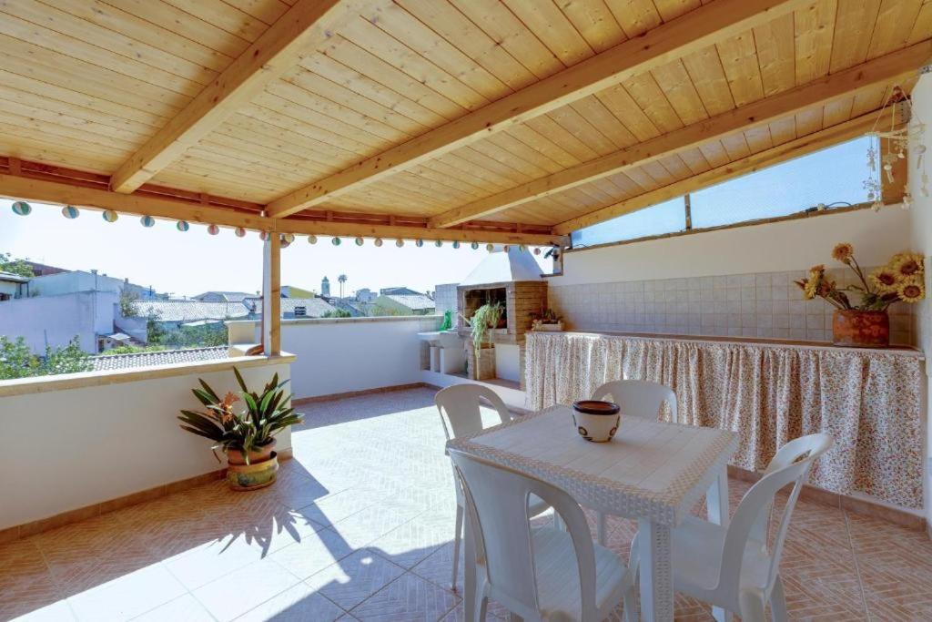 La Casa Delle Zie - Cabras Villa Exterior photo